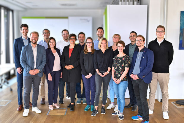 GLS Bank Expert*innen für die Finanzierung erneuerbarer Energieprojekte GLS Team Erneuerbare Energien